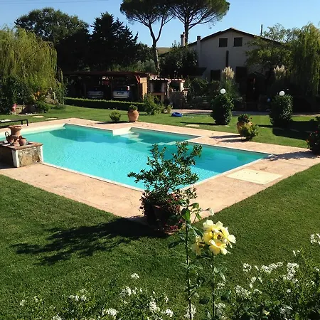 Tonini House Bed & Breakfast