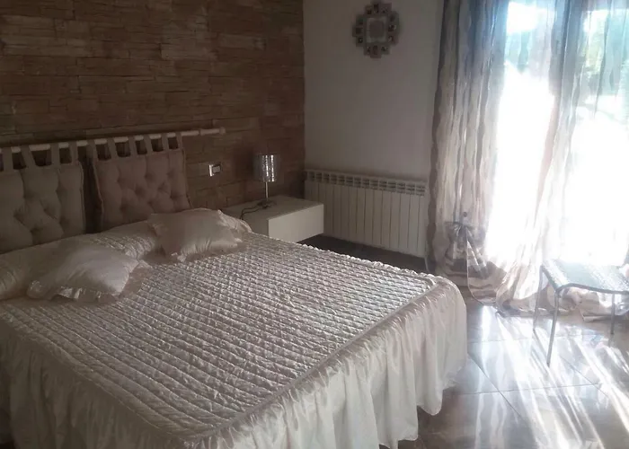 Tonini House Oda ve Kahvaltı